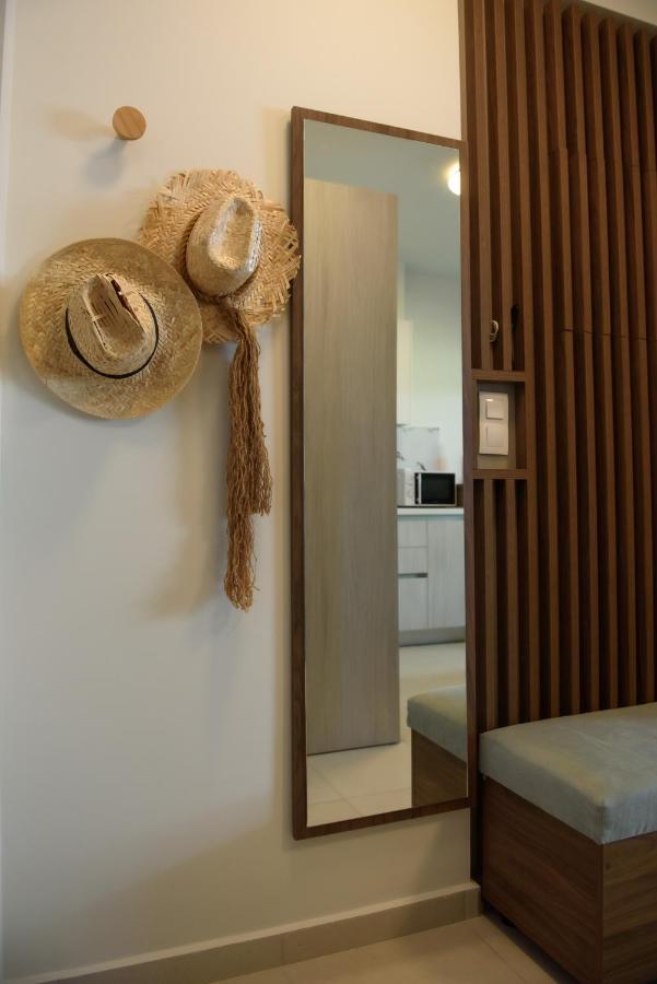 Itaka Studio Apartments - Halkidiki Suites Com Нікіті Екстер'єр фото